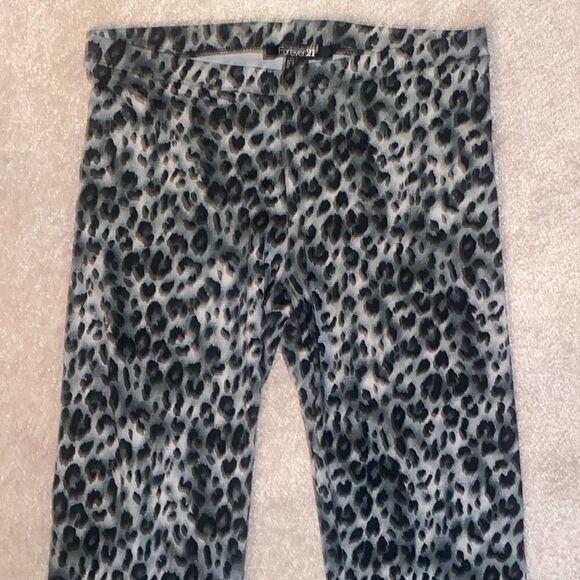 Forever 21 Leopard Leggings!  - Picture 2 of 9